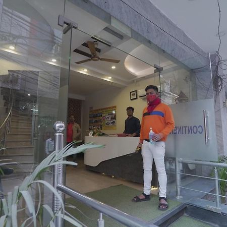 Hotel Leo Continental New Delhi Eksteriør bilde