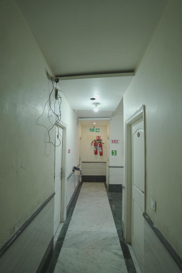 Hotel Leo Continental New Delhi Eksteriør bilde