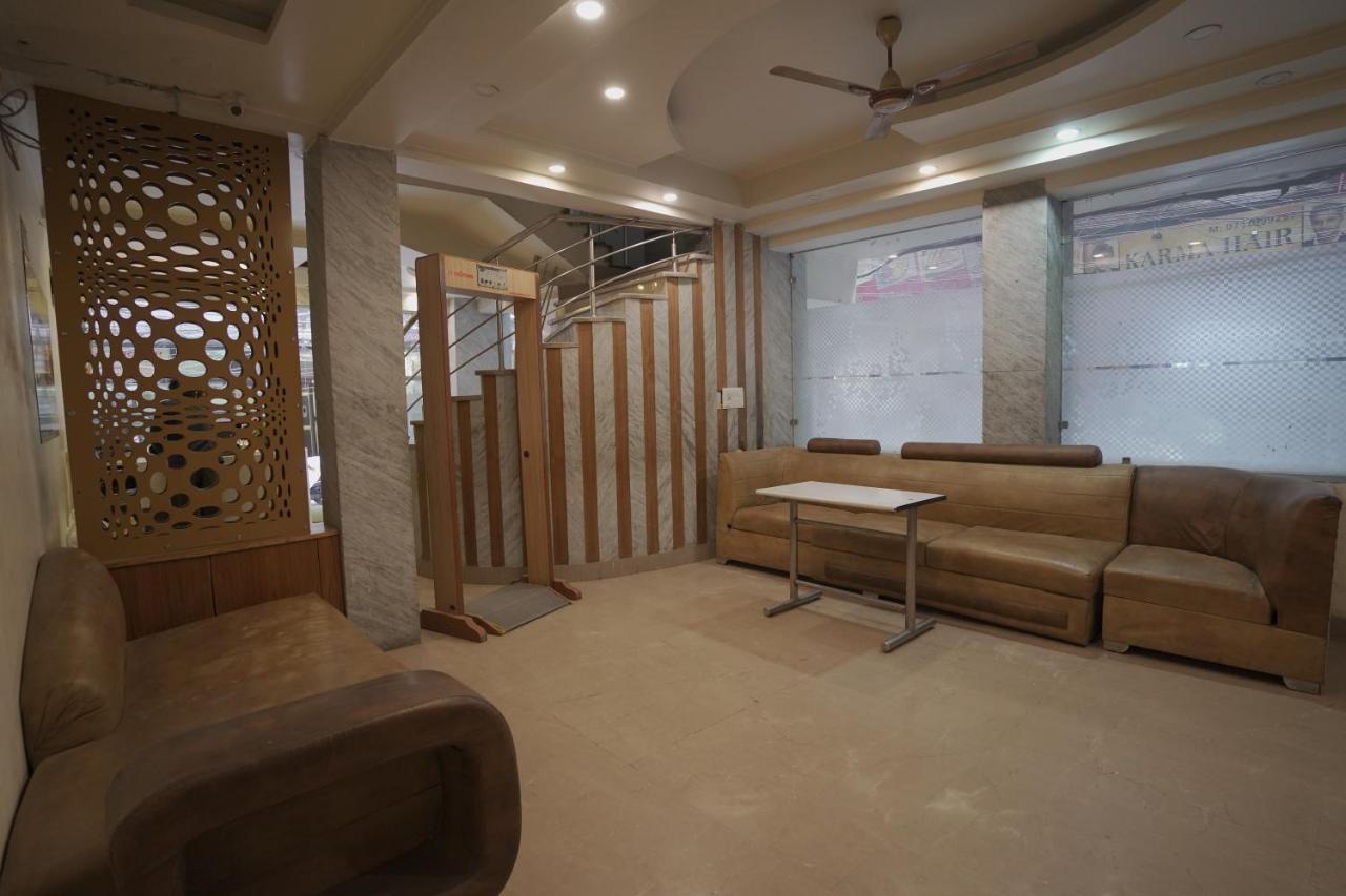 Hotel Leo Continental New Delhi Eksteriør bilde