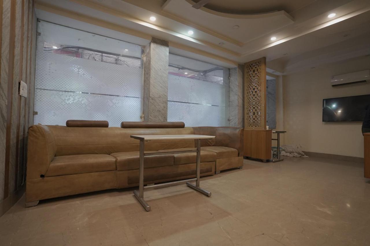 Hotel Leo Continental New Delhi Eksteriør bilde