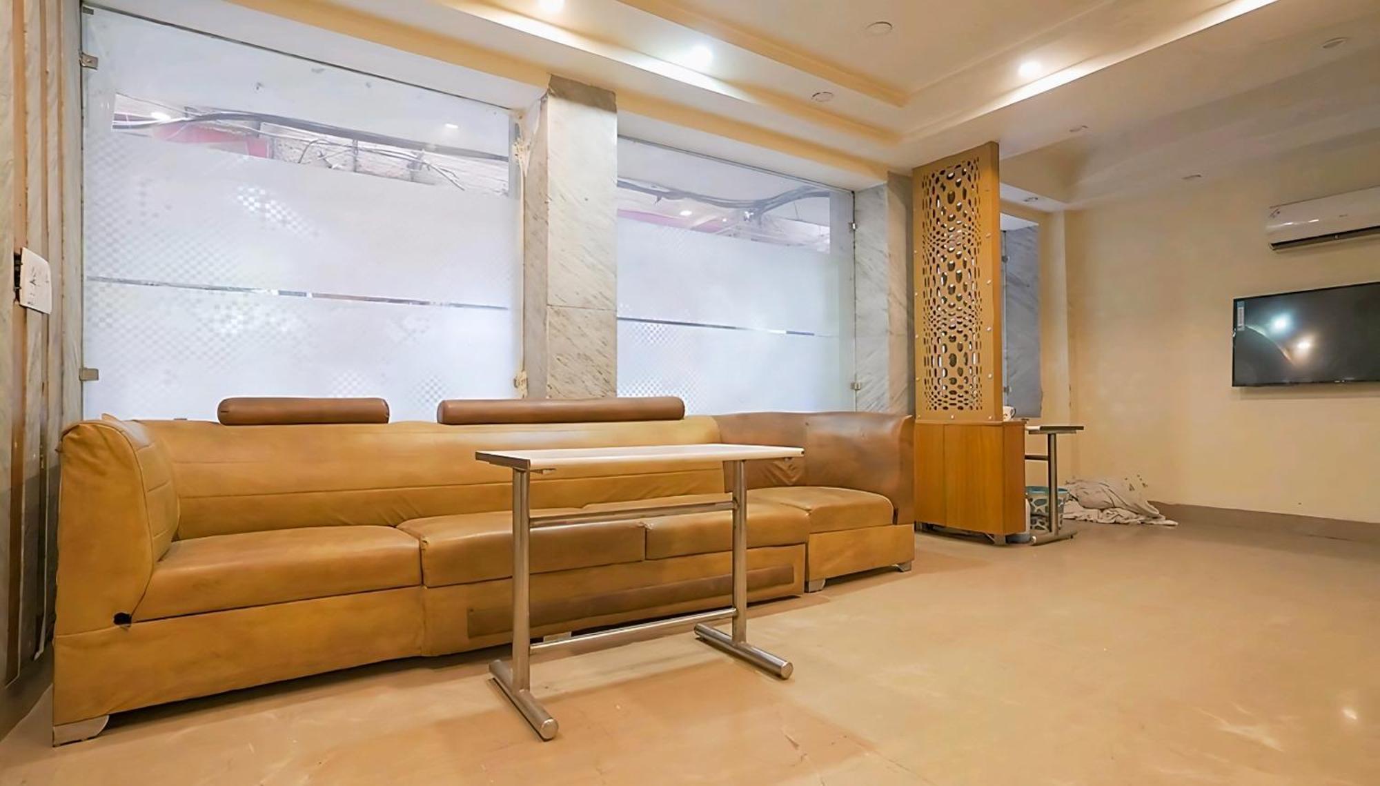 Hotel Leo Continental New Delhi Eksteriør bilde