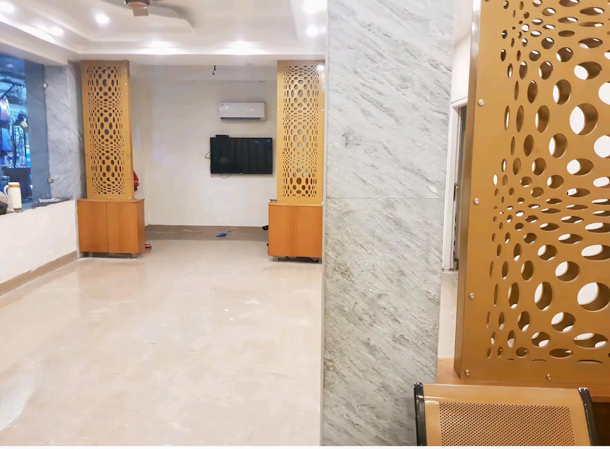 Hotel Leo Continental New Delhi Eksteriør bilde