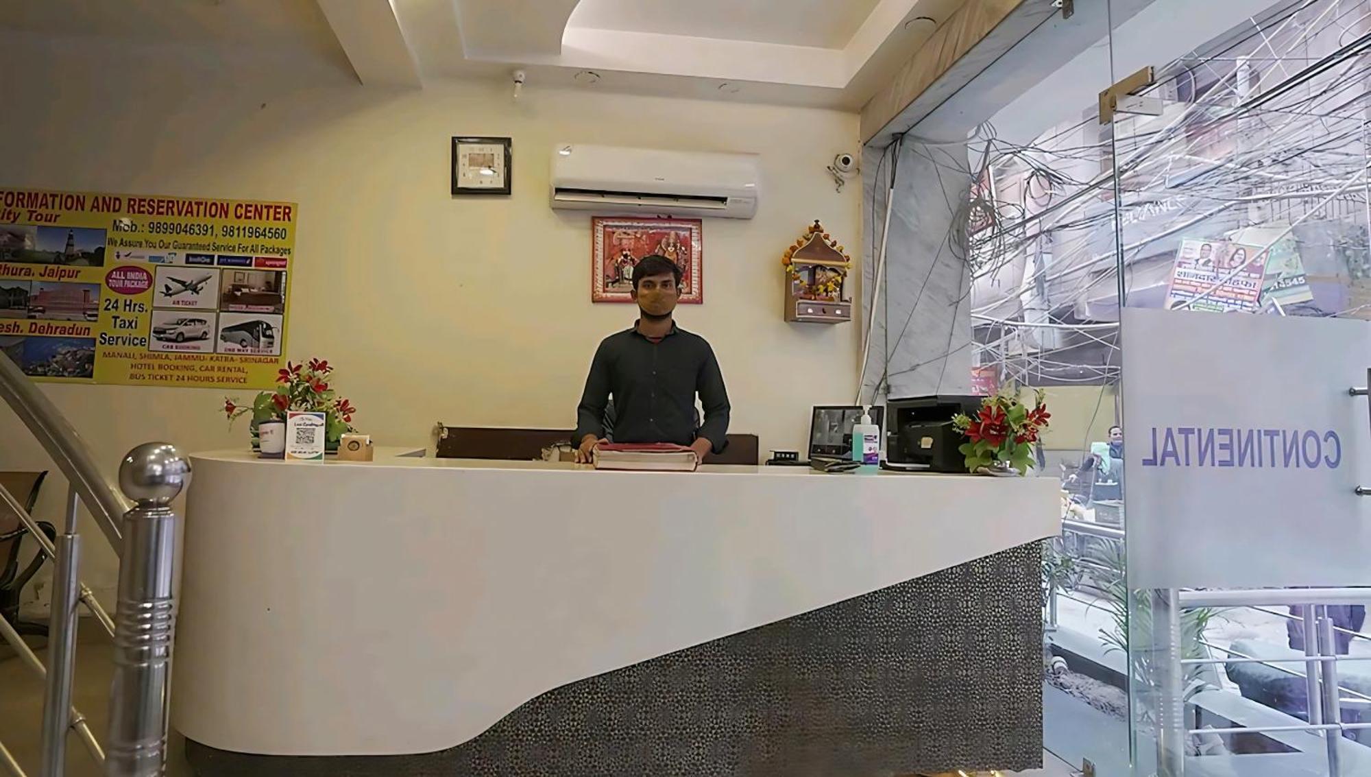 Hotel Leo Continental New Delhi Eksteriør bilde