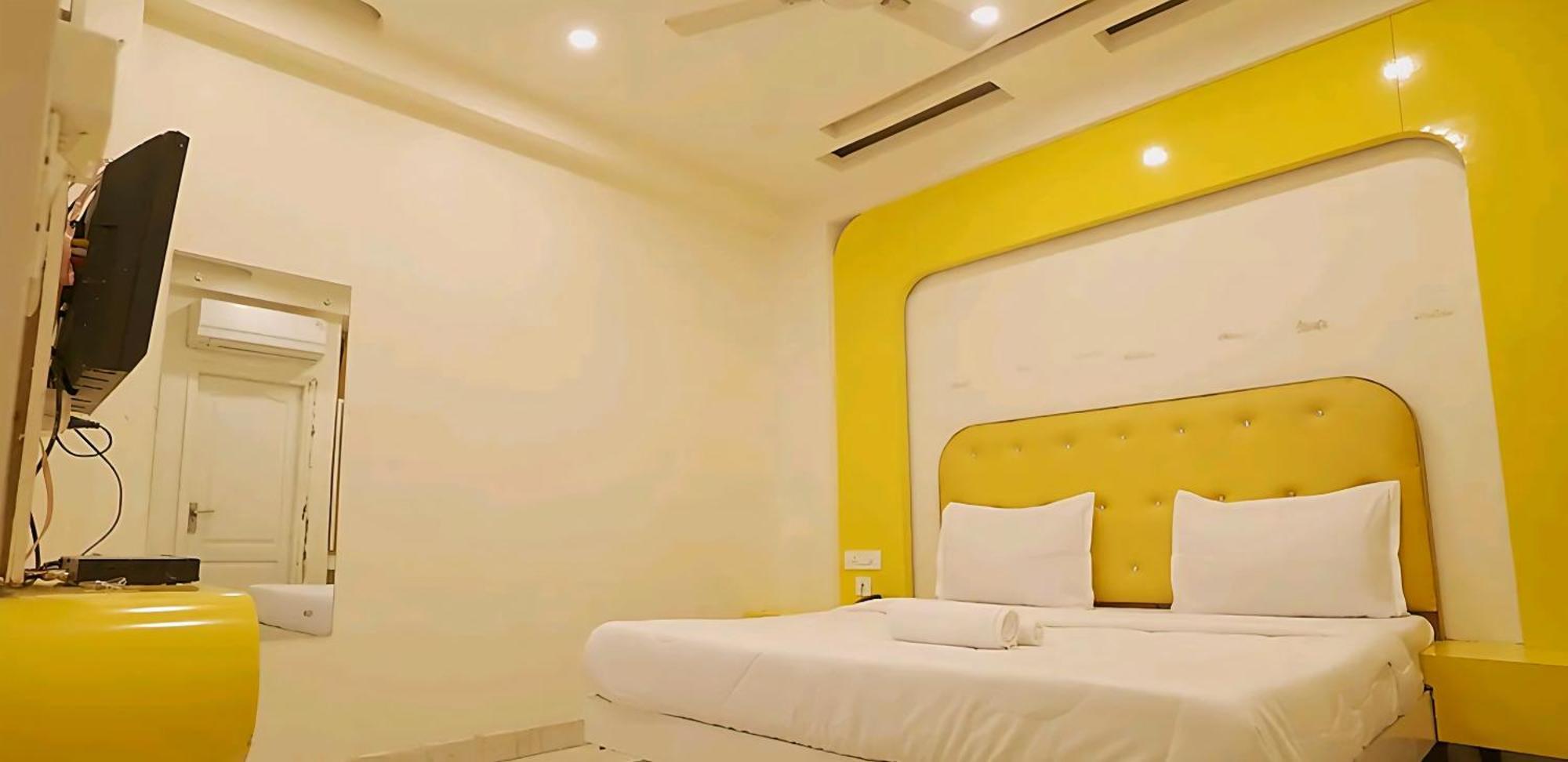 Hotel Leo Continental New Delhi Eksteriør bilde